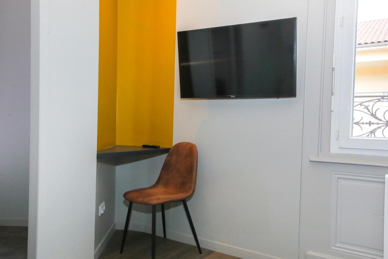 Le Vintage, T2 Hypercentre Chic Et Cosy, Wifi Par Sovalfi Apartment Saint-Etienne  Exterior photo